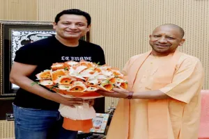 क्रिकेटर पीयूष चावला ने मुख्यमंत्री योगी से उनके सरकारी आवास पर की मुलाकात