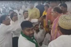 मेरठ : वंदे मातरम मुद्दे पर AIMIM के पार्षदों की पिटाई के मामले में BJP के दो पार्षद गिरफ्तार