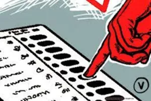 सीतापुर : मतदान के लिए लोगों में दिख उत्साह, जनपद में 11 बजे तक 22 फीसदी हुआ मतदान