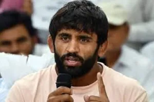 प्रदर्शनकारी पहलवानों ने की बृजभूषण के बयान की आलोचना, बोलें- हमारे पदकों पर टिप्पणी अपमानजनक
