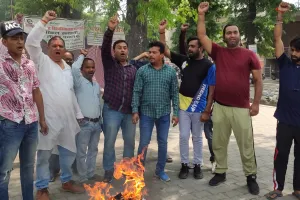 हल्द्वानी:  न पानी न बिजली... जनता हलकान, ऊपर से अतिक्रमण का डंडा भी गरीबों पर बरस रहा - यूथ कांग्रेस