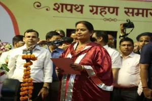 Mayor Sushma Kharakwal: मेयर सुषमा खर्कवाल ने ली शपथ, कहा- लखनऊ को देश के बेहतरीन शहरों में कराएंगे शामिल 