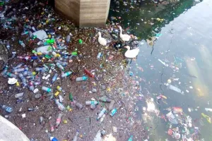 नैनीताल: झील में की गंदगी तो होगा पांच हजार का चालान