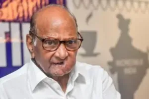 मुंबई भाजपा के प्रमुख आशीष शेलार ने राकांपा प्रमुख शरद पवार से मुलाकात की