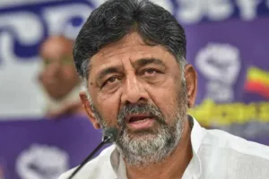 शिवकुमार दिल्ली के लिए रवाना, कहा कि कांग्रेस महासचिव ने मुझे अकेले आने को कहा है