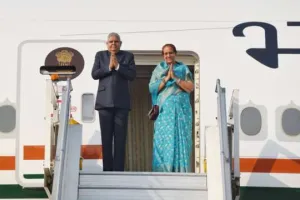 चार्ल्स तृतीय के राज्याभिषेक में भाग लेने धनखड़ लंदन रवाना 