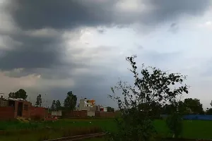 मुरादाबाद : अभी झेलनी होगी गर्मी, जानें बारिश को लेकर मौसम विभाग ने क्या की है भविष्यवाणी