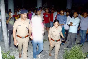 Haldwani News: बैंक से मिली धमकी, महिला आत्महत्या के लिए पानी की टंकी पर चढ़ी, आश्वासन मिलने पर नीचे उतरी महिला