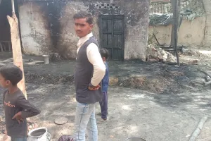 बहराइच: बारात के लिए खाना बनाते समय लगी आग, सदमे में दूल्हे के मामा की मौत, मातम में बदली खुशियां