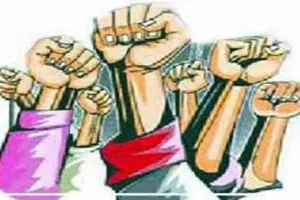 लखनऊ: कर्मचारी स्थानांतरण नीति के खिलाफ लामबंद हुए कर्मचारी, 27 जून को आंदोलन की तैयारी