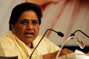 मायावती को पसंद नहीं आया सीएम गहलोत का तोहफा, कहा- जनता के साथ छल कर रही है राजस्थान सरकार