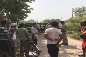 वाराणसी में युवक ने साले को मारी ताबड़तोड़ गोलियां, खुद भी किया Suicide 