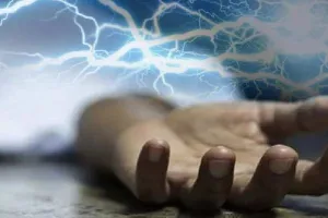 बाजपुर: करंट लगने से टुकटुक चालक की मौत 