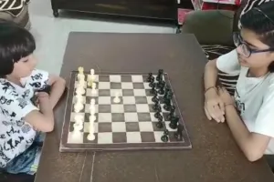 प्रयागराज की दो सगी बहनों ने जीता शतरंज का इंटरनेशनल खिताब