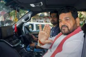 गोंडा : नाबालिग यौन उत्पीड़न में बृजभूषण को दिल्ली पुलिस ने दी क्लीनचिट