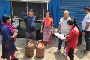 हल्द्वानी: 20 ढाबों व रेस्टोरेंट से 27 घरेलू सिलेंडर जब्त