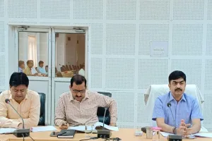 बस्ती: निर्माण कार्यों में कार्यदायी संस्थाओं के अधिकारी करें निरीक्षण, समीक्षा बैठक में बोले आयुक्त