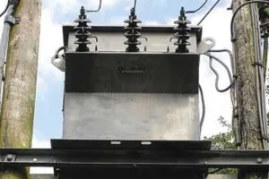 हल्द्वानी: राजपुरा में ट्रांसफार्मर न होन से बनी लो वोल्टेज की समस्या