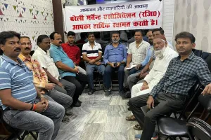 बरेली: ई रिक्शा से शहामतगंज में ट्रैफिक अव्यवस्था पर जताया रोष