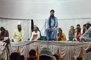 अयोध्या : रुदौली के सीवन में हुई शाने औलिया कान्फ्रेंस व उर्स