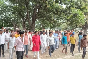 संत कबीर नगर : बघौली ब्लाक के पड़ोखर में अम्बेडकर पार्क और कब्रिस्तान को लेकर था विवाद, पूर्व विधायक ने कराया समाप्त