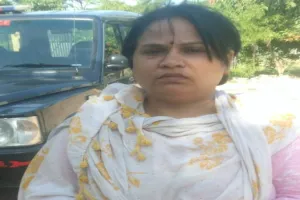 संत कबीर नगर : नायब तहसीलदार पर पत्नी और बच्चों को मारपीट कर घर से निकालने का आरोप 