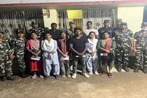 बहराइच : नेपाली युवक किशोरी को बहला-फुसलाकर ले जा रहा था दिल्ली, एसएसबी ने दबोचा