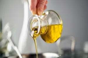 बरेली: खाद्य तेलों के 60 फीसदी नमूने मिलावटी और घटिया, बाजार में 60 फीसदी खाद्य तेल मिलावटी