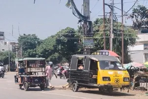 अमरोहा : डग्गामार वाहनों की भरमार, पाबंदी लगाने में अधिकारी नाकाम!