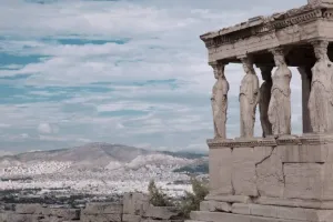 प्राचीन यूनानियों ने निर्मम और अहंकारी नेताओं को सत्ता पर कब्जा जमाने से रोके रखा, जानिए क्या है मामला 