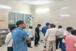 बहराइच: मेंथा आयल टंकी में हुआ ब्लास्ट, सगे भाई घायल, लखनऊ रेफर