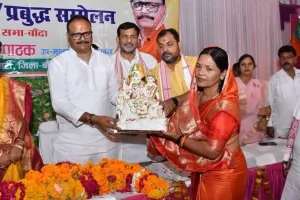 Banda में उप मुख्यमंत्री बृजेश पाठक बोले- वन ट्रिलियन डॉलर अर्थव्यस्था वाला राज्य बनेगा यूपी