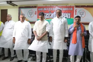 Deputy CM बृजेश पाठक पहुंचे Kanpur, उड़ीसा में रेल हादसे में मृतकों को श्रद्धांजलि की अर्पित