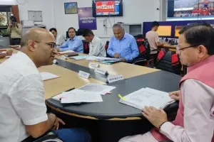 Kedarnath Yatra: बारिश का कहर, केदारनाथ यात्रा पर लगा ब्रेक, अधिकारियों संग सीएम धामी ने की बैठक