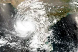 रुद्रपुर: चक्रवाती तूफान विपरजॉय का असर उत्तराखंड में भी