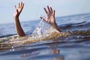 बदायूं: गंगा स्नान के दौरान दो डूबे, बच्चे की मौत, युवक को बचाया