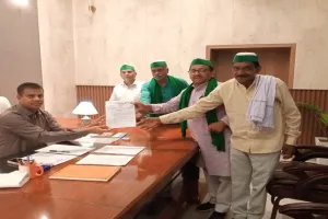 अयोध्या: आश्वासन के बावजूद नहीं हुई कार्रवाई, कमिश्नर व एसएसपी को फिर ज्ञापन, जानें मामला