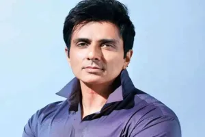 Odisha Train Accident: ओडिशा ट्रेन हादसे में पीड़ित परिवारों की मदद करेंगे Sonu Sood, जारी किया हेल्पलाइन नंबर