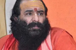 हरिद्वार: इस मंदिर में छोटे कपड़े पहनकर आने वाली महिलाओं और युवतियों का प्रवेश हो सकता है वर्जित