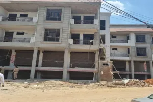 लखनऊ: इंदिरा नगर में LDA की बड़ी कार्रवाई, 30 बीघा में बने 58 रो-हाउस को किया सील, जानें वजह