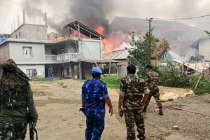 केंद्र ने मणिपुर हिंसा की जांच के लिए तीन सदस्यीय आयोग का गठन किया 