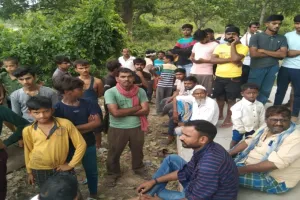 प्रतापगढ़: महिला समेत तीन मासूम बच्चों का शव मिलने से सनसनी