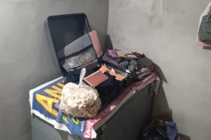 रायबरेली: घर का ताला तोड़कर चोरों ने पार किया लाखों का माल