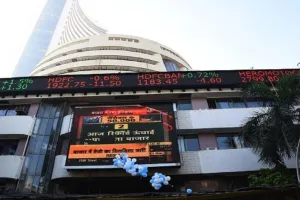 शेयर बाजार में लगातार दूसरे दिन तेजी, सेंसेक्स 240 अंक चढ़ा 