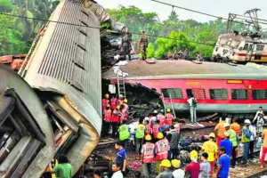 ओडिशा ट्रेन हादसा: CBI ने शुरू की जांच, एक्सीडेंट साइट से जुटाए अहम सबूत, CM ममता बोलीं- कोई फायदा नहीं