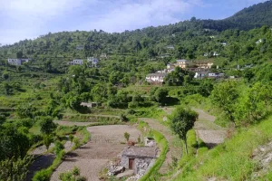 नैनीतालः क्वैराला और कालागर के 70 परिवार अंधेरे में रहने पर मजबूर, प्रशासन अंजान