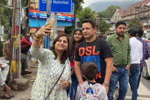 नैनीताल: भारतीय क्रिकेट टीम के गेंदबाज पीयूष चावला पहुंचे नैनीताल