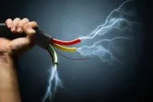 बरेली: इलेक्ट्रिकल हेड को लगा करंट, उपचार के दौरान मौत