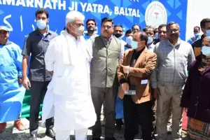 उपराज्यपाल सिन्हा ने अमरनाथ यात्रा से पहले बालटाल, चंदनवाड़ी में दो अस्पतालों का किया उद्घाटन 