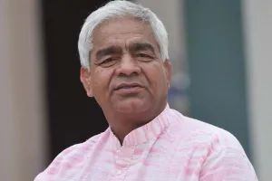 हम भी चाहते हैं कि निष्पक्ष समाधान हो: महावीर सिंह फोगाट